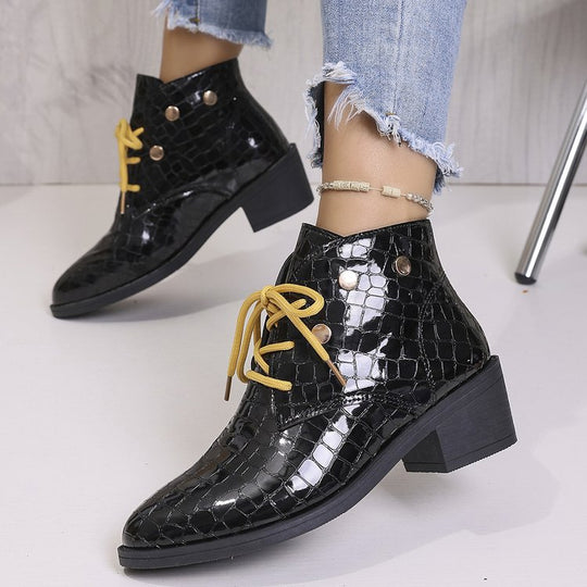 Damen modische Stiefeletten mit auffälligen Schnürdetails und stabiler Profilsohle R&B