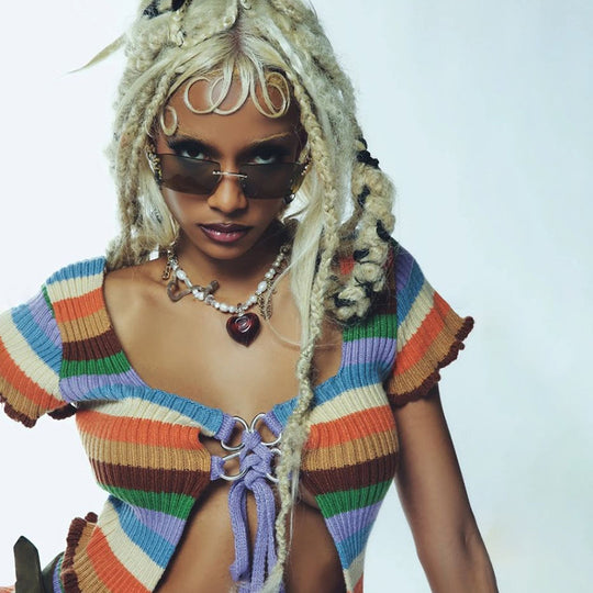 Damen figurbetontes Crop-Top mit modischen Streifen und Rüschendetails R&B
