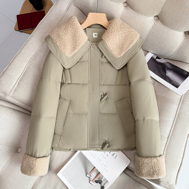 Damen Kurze steppjacke mit oversized Schnitt und Kunstfellkragen R&B