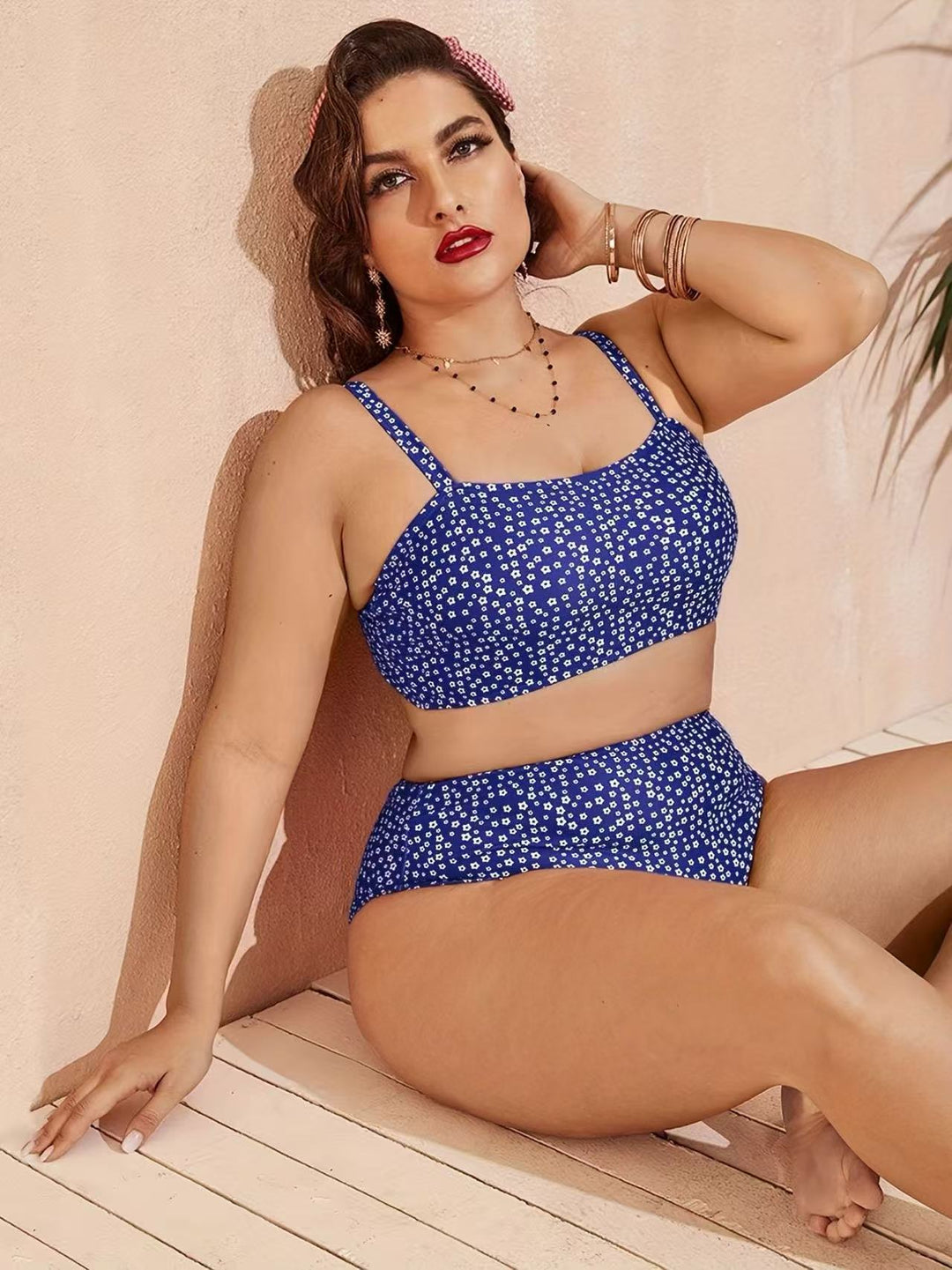 Damen Hochgeschnittener Bikini mit verspieltem Punktedesign R&B