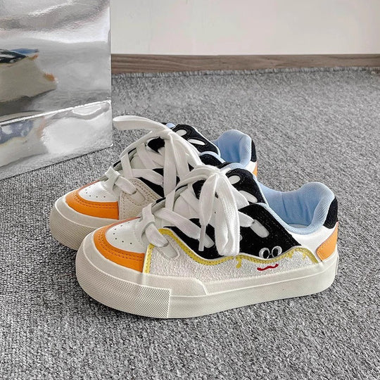 Damen Modische Sneaker mit verspieltem Kuhmuster und strapazierfähigem Obermaterial R&B