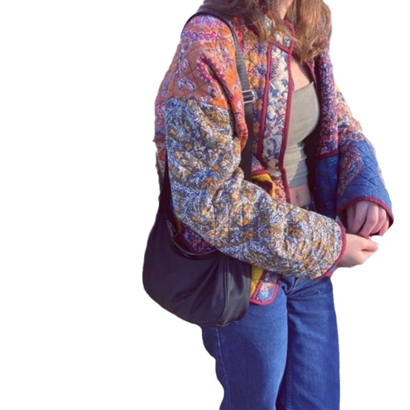 Damen Quilted Jacke mit buntem Patchwork-Design und praktischen Taschen R&B