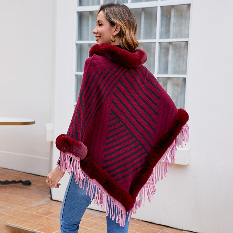 Damen modischer Poncho mit elegante Fransenverzierung