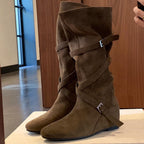Damen Elegante Stiefel mit verstellbarem Riemen und komfortablem Fußbett R&B
