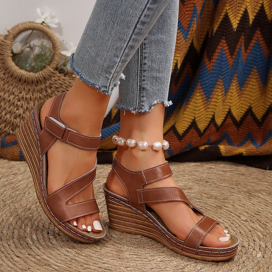 Damen Wedge-Sandalen mit komfortablem Riemendesign und ergonomischer Fußbettung R&B