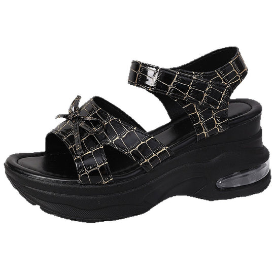 Damen Komfortable Sommerschuhe mit modischem Krokodil-Design und funktionalem Klettverschluss R&B