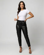 Damen Slim Fit Kunstlederhose