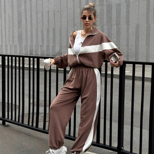Damen sportliches Fleece-Set mit Reißverschluss und kontrastierenden Seiteneinsätzen R&B