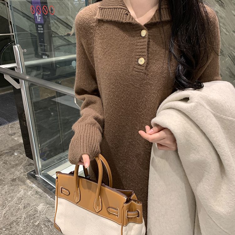 Damen Modischer Strickmantel mit Knopfdetails und elegantem Kragen R&B