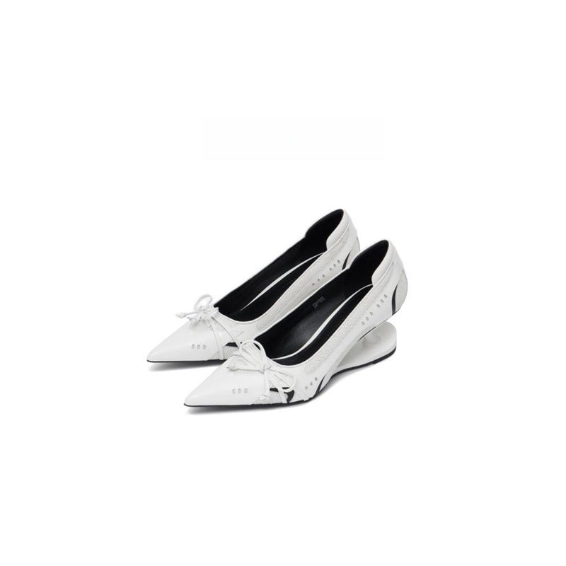Damen elegante High Heel Ballerinas mit glänzender Oberfläche und Rüschendetail R&B