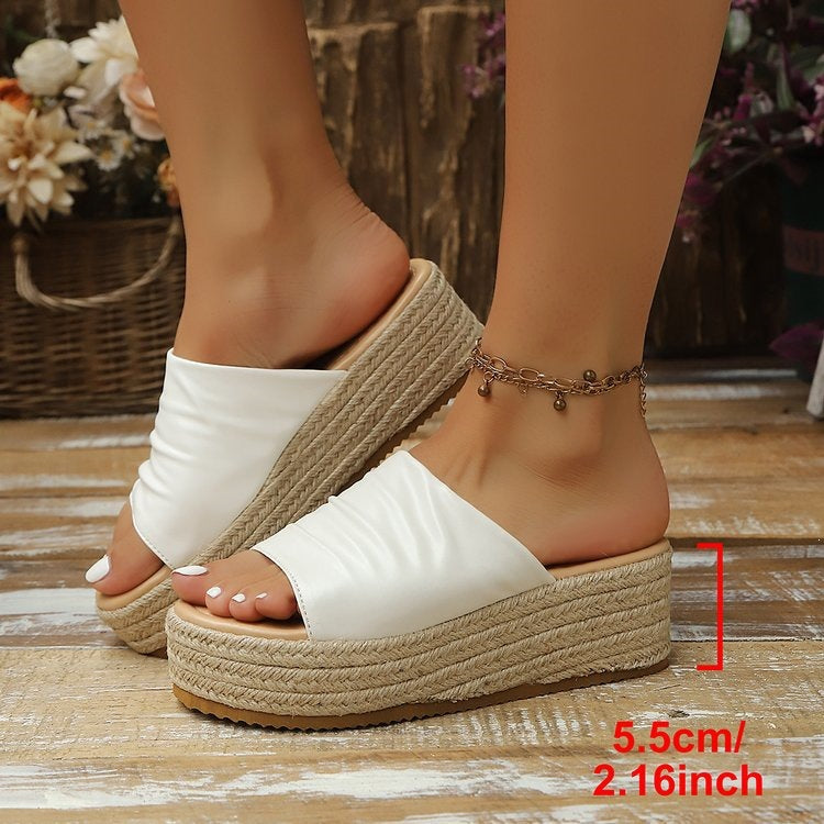 Damen Plateau-Pantoletten mit elegantem Riemen R&B
