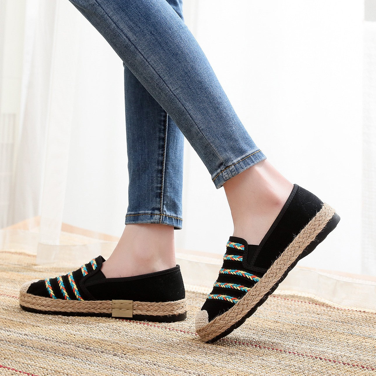 Damen Slip-On Espadrilles mit buntem Wdesign und hochwertiger Jutesohle