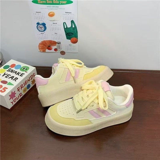 Damen Sportliche Sneaker mit trendigem Plateau und atmungsaktiver Obermaterialstruktur R&B