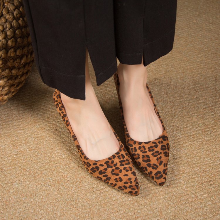 Damen Spitze High Heels mit modischer Leoparden-Optik und elegantem Blockabsatz R&B
