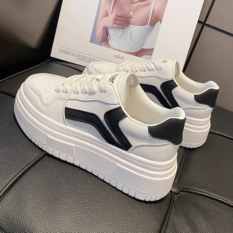 Damen Sportliche Plateau-Sneaker mit modischem Kontrastdesign R&B