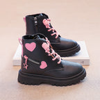 Damen Modische Stiefel mit Herz-Applikationen und Reißverschluss