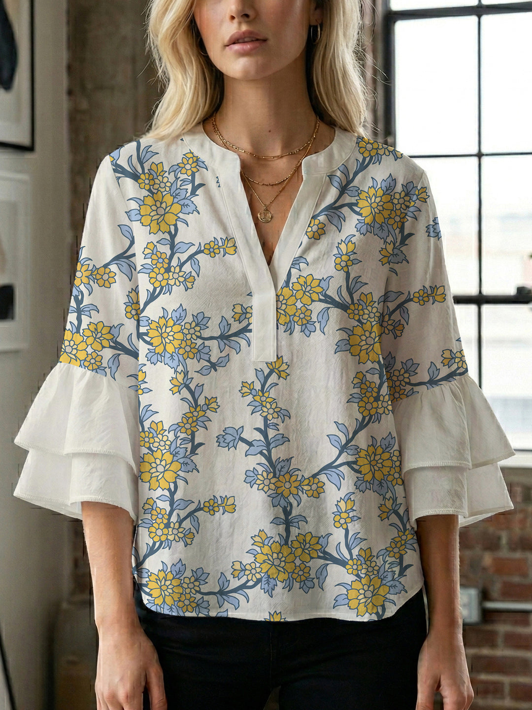 Damen Bluse mit voluminösen Ärmeln und floralem Design R&B