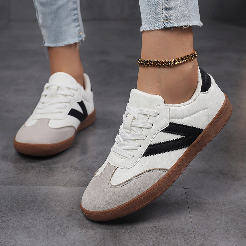 Damen Sportliche Sneaker mit modischem Design und robustem Sohlenprofil