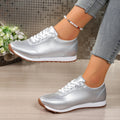 Damen Sportliche Sneakers mit glänzendem Obermaterial R&B