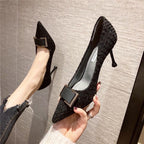 Damen elegante spitze Pumps mit Glitzer-Akzent und moderner Schnallenverzierung R&B