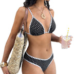 Damen Triangel-Bikini mit elegantem Pünktchenmuster und kontrastierenden Details R&B