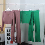 Damen lässiges Strick-Loungewear-Set mit Knopfdetails und weitem Bein R&B