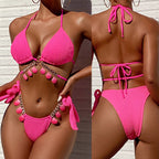 Damen Triangel-Bikini mit verspielten Quasten und glänzenden Details R&B