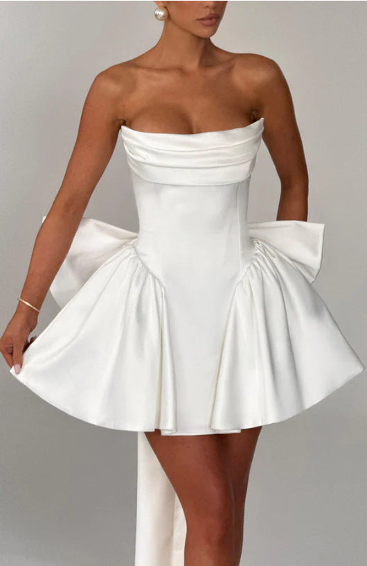 Damen Bandeau Cocktailkleid mit fließendem Rock und schwingendem Saum R&B