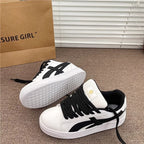 Damen Sportliche Sneaker mit bequemen Schnürsystem und atmungsaktiver Oberfläche