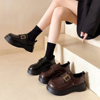 Damen modische Slip-On Loafers mit hoher Plateausohle und eleganter Schnallenapplikation R&B