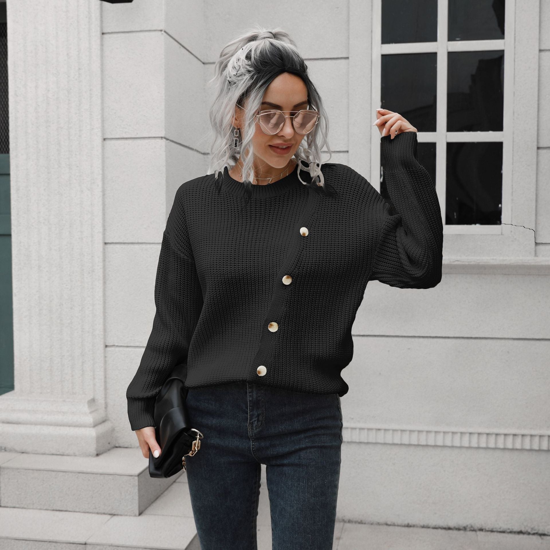 Damen Strickpullover mit dekorativen Knopf-Details und lässigem Schnitt R&B