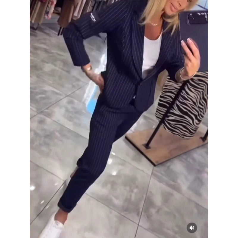 Damen Elegantes business-casual Anzug-Set mit feinen Streifen und modernem Schnitt R&B