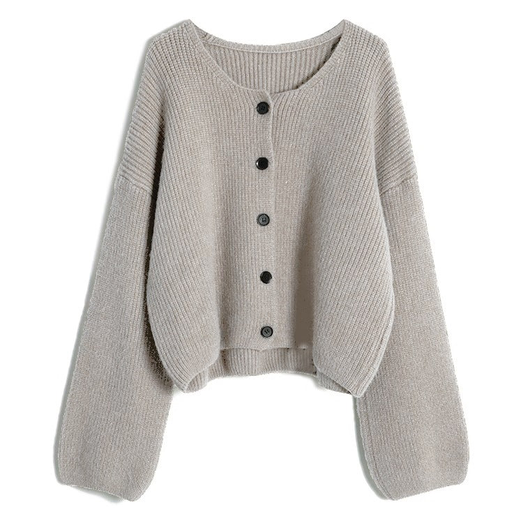 Damen modischer Short Cardigan mit feiner Rippstruktur und Knopfdetaillierung R&B
