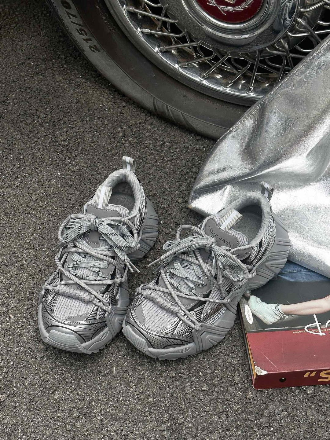 Damen Sportliche Sneaker mit atmungsaktivem Obermaterial und dämpfender Sohle R&B