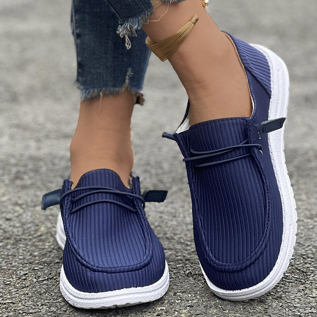 Damen komfortable Slip-On Schuhe mit seitlichem Gummizug und leichtgewichtiger Sohle R&B