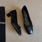 Damen elegante Pumps mit modischem Schleifenakzent und komfortablem Blockabsatz R&B
