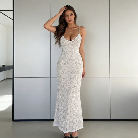 Damen Figurbetontes Spitzen-Maxikleid mit schmalen Spaghetti-Trägern R&B