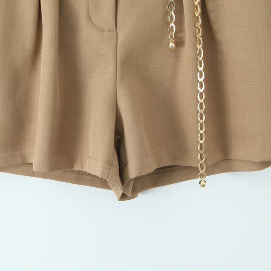 Damen Chice Shorts mit eleganter Kette und hochgeschnittenem Bund R&B