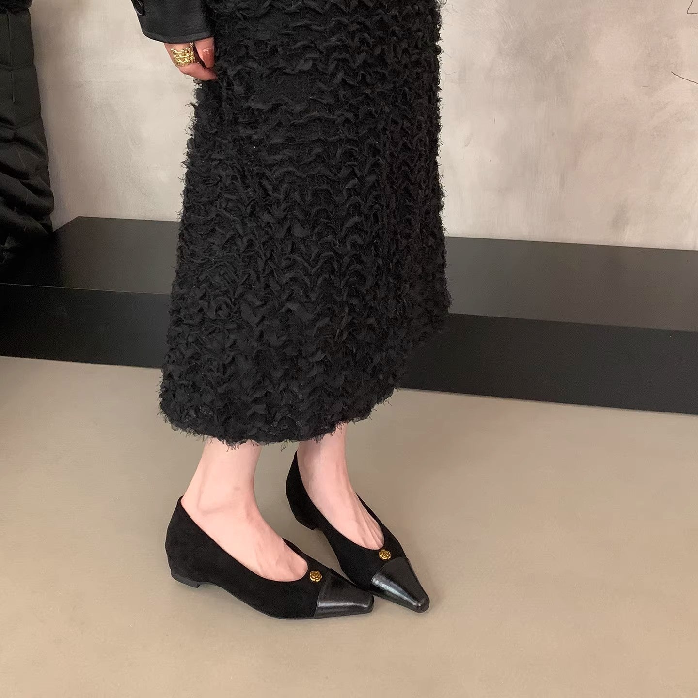 Damen elegante Ballerinas mit zwei Materialien und luxuriösem Akzent R&B