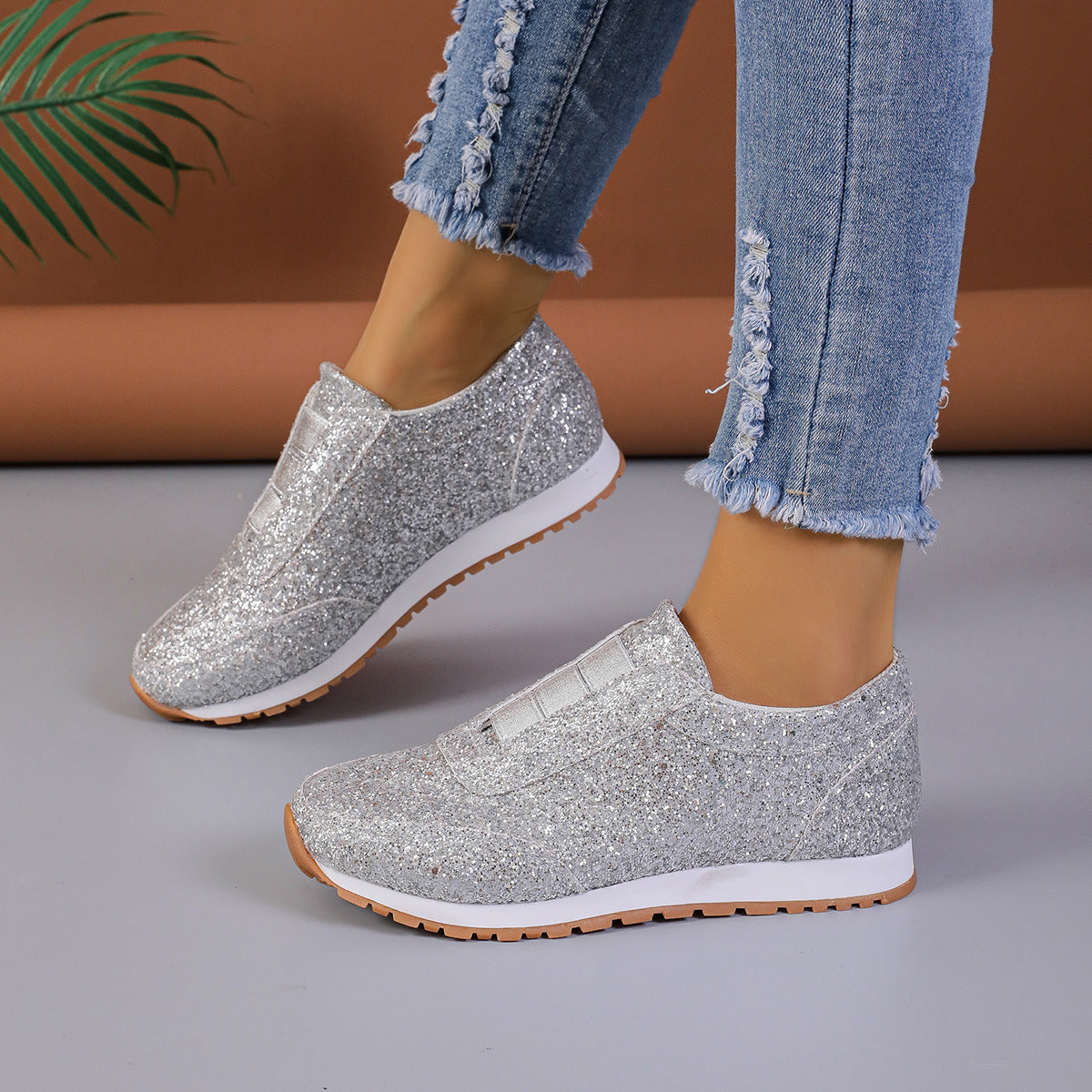 Damen Sneaker mit Glitzer-Effekt und elastischem Riemen R&B