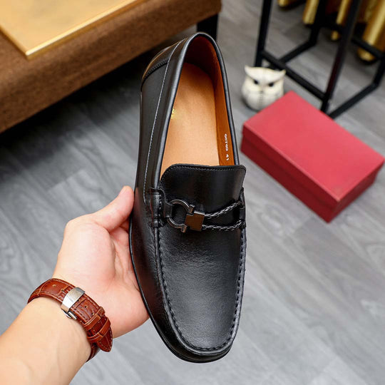 Herren Mokassins mit modischen Zierdetails und hochwertiger Lederoberfläche R&B