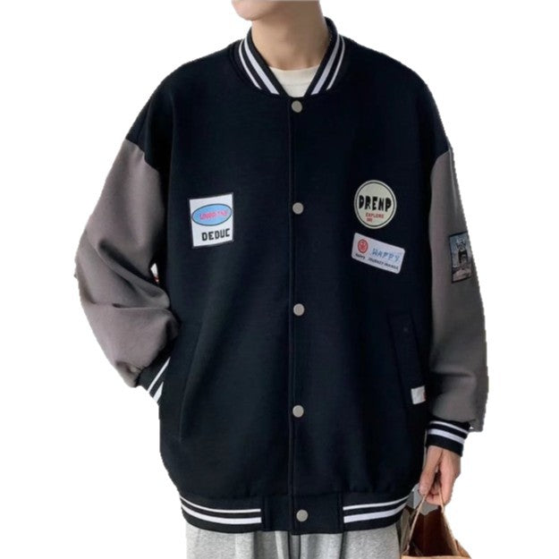 Herren Collegejacke mit praktischen Taschen und Stickereien