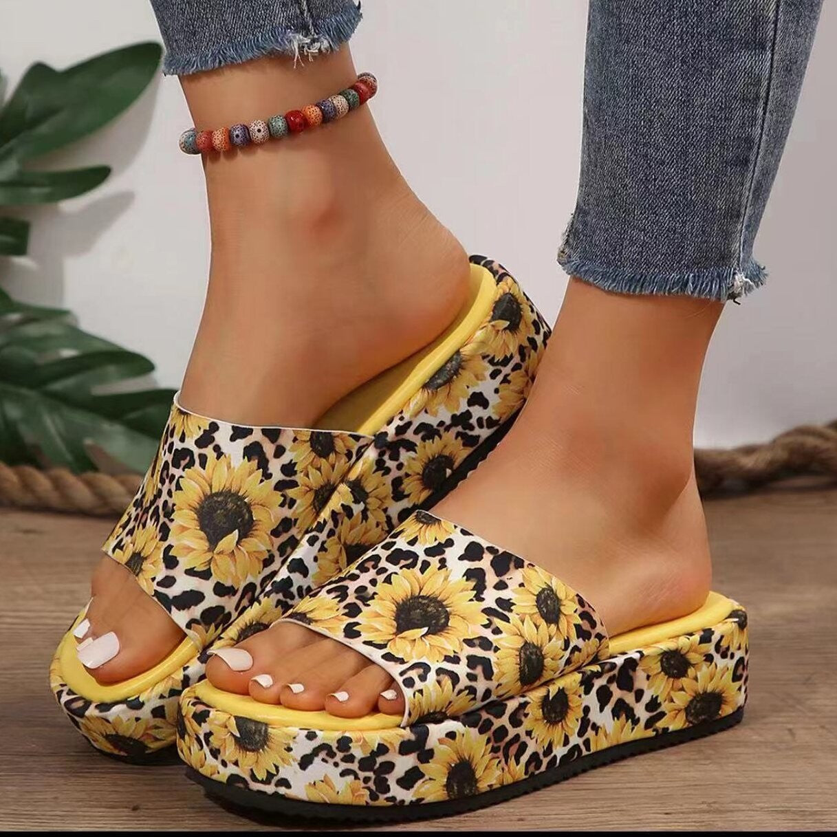 Damen Komfortable Zehentrenner-Sandalen mit modischem Schmetterlingsdesign R&B