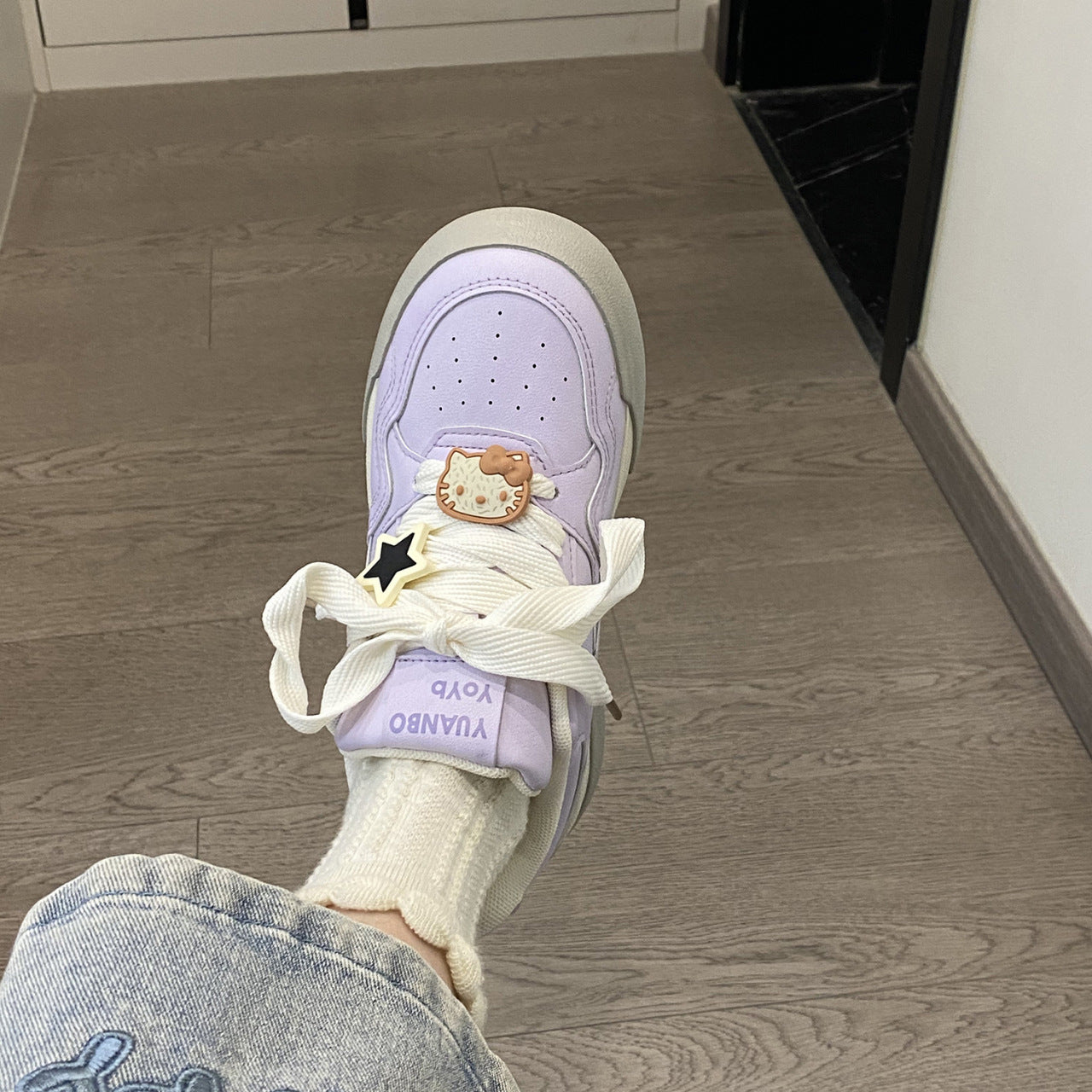 Damen Sportliche Sneaker mit verspielten Applikationen