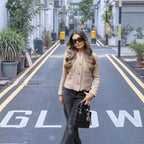 Damen Elegante kurze Jacke mit strukturiertem Design und goldenen Knöpfen R&B