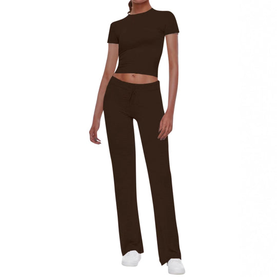 Damen Sportliches Set aus cropped Oberteil und weit geschnittenen Pants R&B