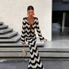 Damen Strick-Maxi-Kleid mit Zickzackmuster und dezenten Cut-Outs R&B