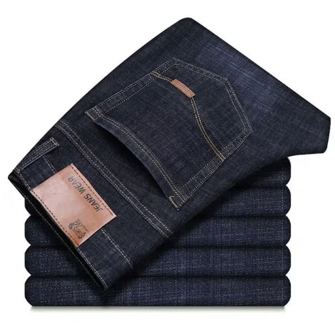 Herren Slim Fit Jeans mit flexiblem Bund und modernen Details