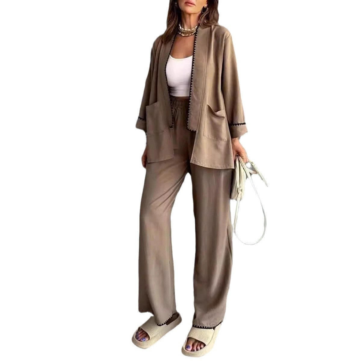 Damen Elegant geschnittene Jacke mit kontrastierendem Saum R&B