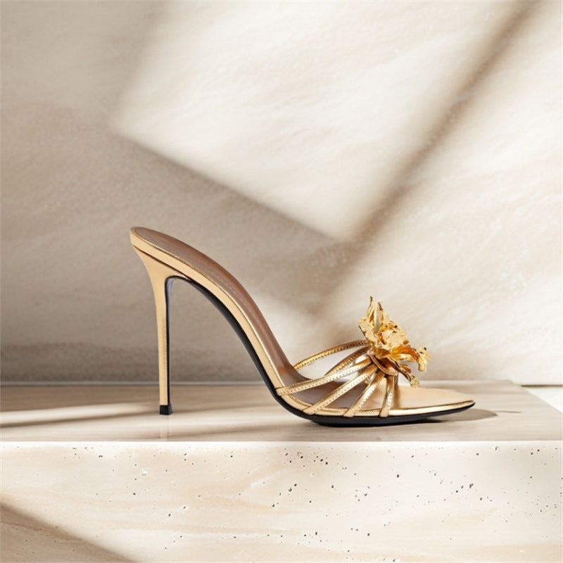 Damen elegante High Heel Sandalen mit zierlicher Blumenapplikation R&B
